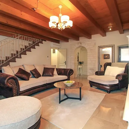 Maria Tereza, Exquisite Villa, Massage Pool In A Gorgeous Garden * Tomisici