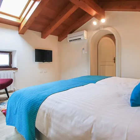 Maria Tereza, Exquisite Villa, Massage Pool In A Gorgeous Garden Vikendica